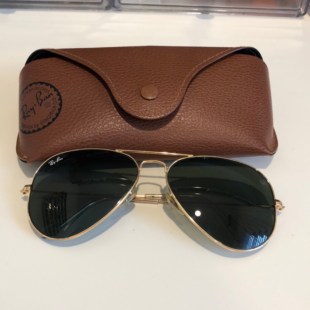 Classic ray ban aviator sunglasses
